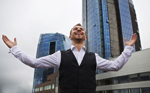 Freedom - Business man - arms outstretched - Foto, Bild