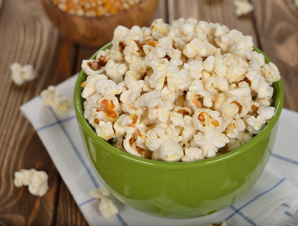 Popcorn in a bowl - 写真・画像