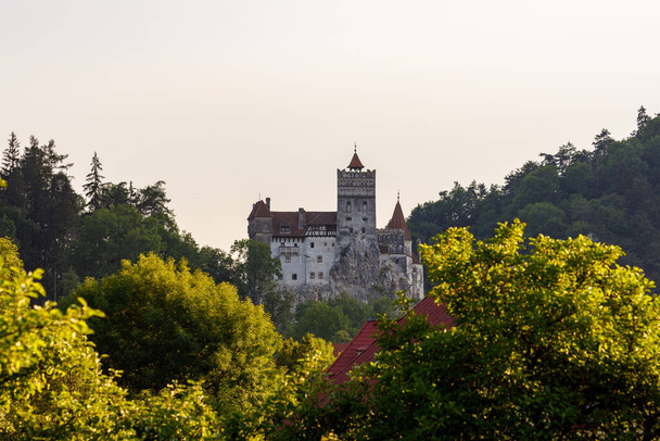 Замок Бран Дракулы в Румынии - Фото, изображение
