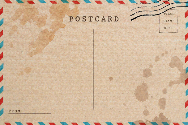 Face arrière de la vieille carte postale avec tache sale - Photo, image