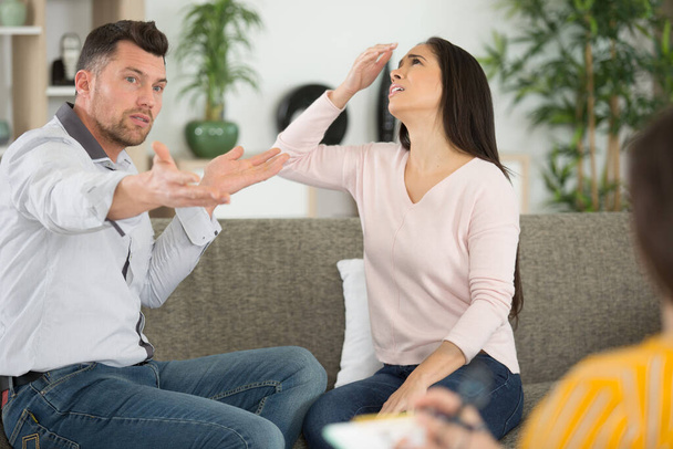 couple having an argument during therapy session - Photo, image
