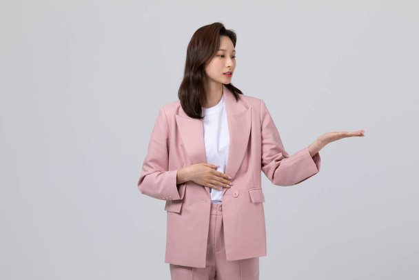 business concept korean young woman, gesture. studio shot - Foto, Imagem