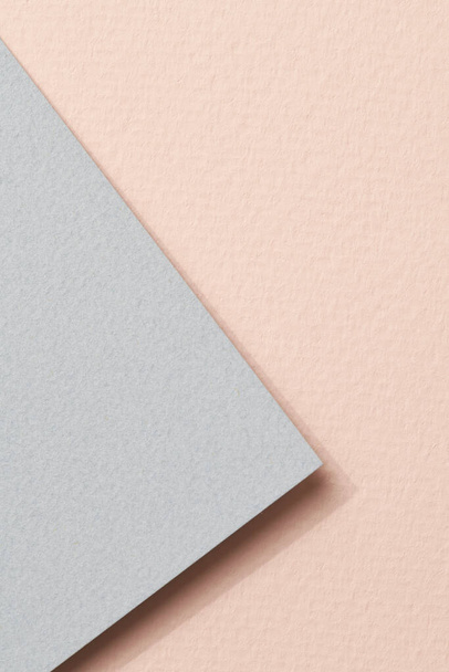 Fondo de papel kraft áspero, textura de papel beige colores grises. Mockup con espacio de copia para texto - Foto, Imagen