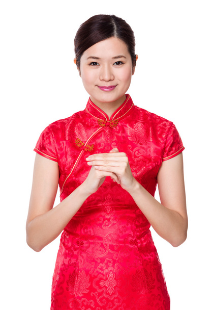 Mujer asiática en vestido rojo
 - Foto, imagen