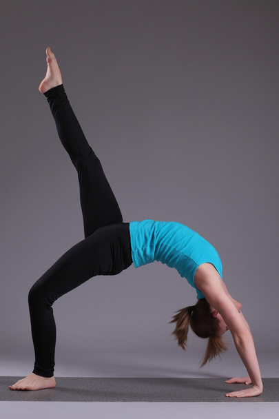 woman training yoga - Foto, Imagem