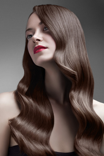 Woman with shiny hair - Foto, imagen