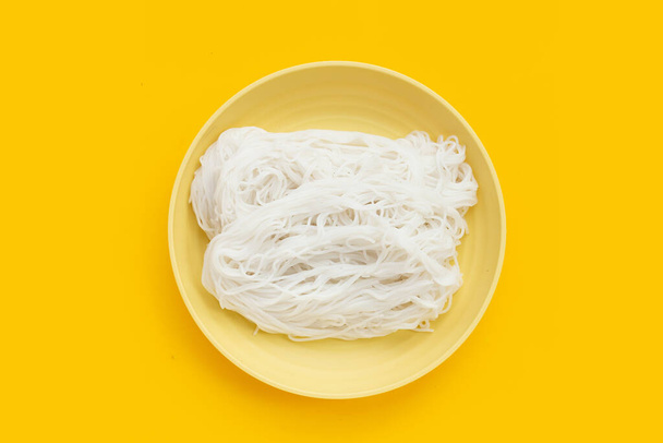 Thai rice noodles. Asian cuisine - Фото, изображение