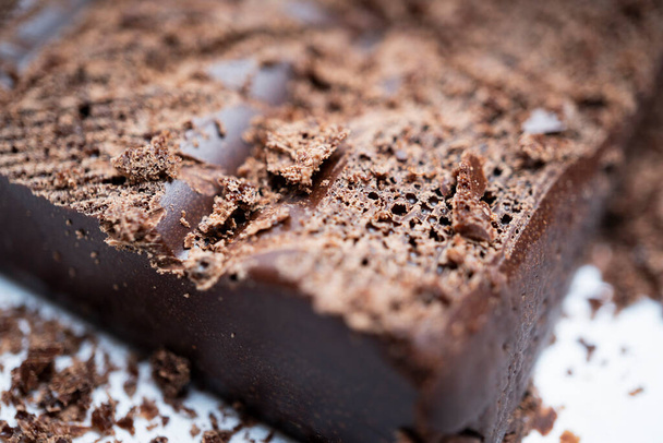 Barre de chocolat poreuse close-up pour confiserie - Photo, image