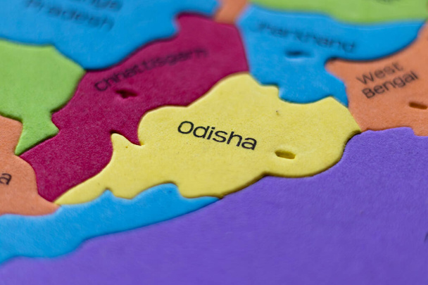 Selectieve focus op kaart van Odisha - een deelstaat van India - Foto, afbeelding