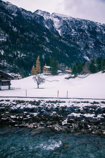 Paisagem de inverno na Suíça
 - Foto, Imagem
