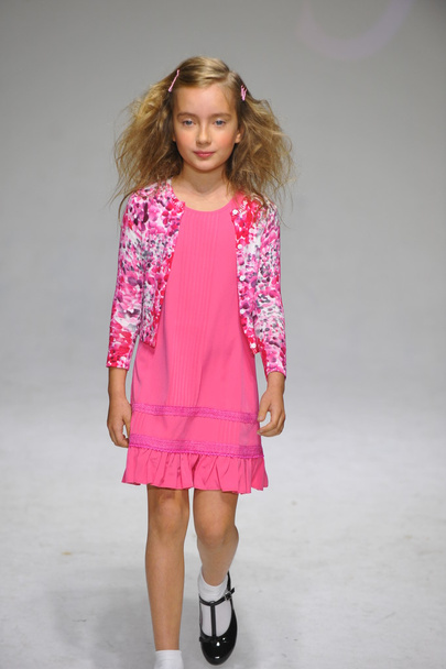 Preview at petitePARADE Kids Fashion Week - Foto, imagen