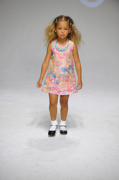 Preview at petitePARADE Kids Fashion Week - Foto, Bild