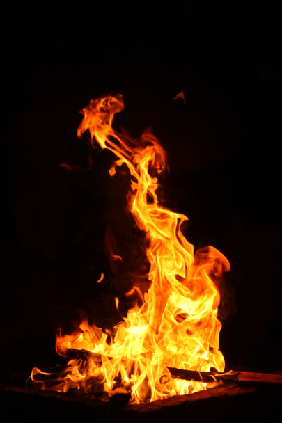 Grande chama de fogo
 - Foto, Imagem