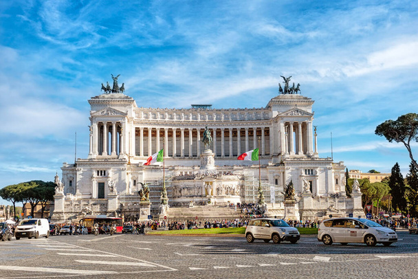Italy - April 24, 2023: Italy, Lazio, Rome. The Victor Emmanuel II National Monument, Altar of the Fatherland or Altare della Patria in a sunny spring day.  - Фото, зображення