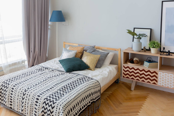 The interior design of the studio apartment in Scandinavian style. A spacious huge room in light colors. stylish expensive luxury furniture. - Valokuva, kuva