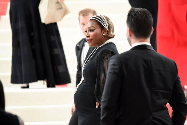 Serena Williams is participating a the MET Gala (fundraising event). May 1,2023. Manhattan , New York, USA.The  theme for the 2023 MET GALA is dedicated to the late designer Karl Lagerfeld. - Foto, imagen