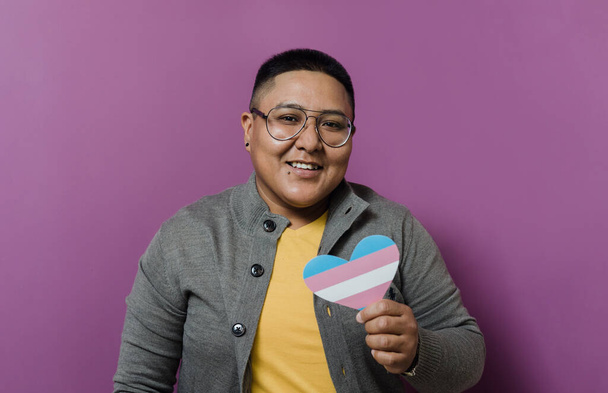 Latynoska lesbijka portret w Meksyku, Latynoska homoseksualistka ze społeczności lgbt w Ameryce Łacińskiej - Zdjęcie, obraz