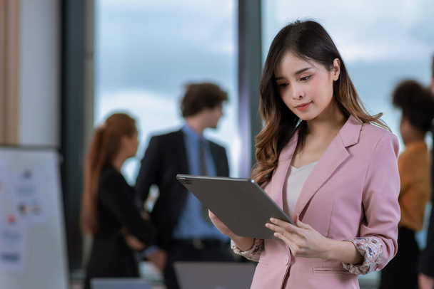Business woman in the modern office. Women leader the new company self-confident. Professional Confident business expert - 写真・画像