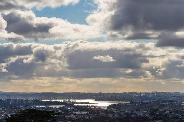 The beautiful cloudscape above the city. - Foto, imagen