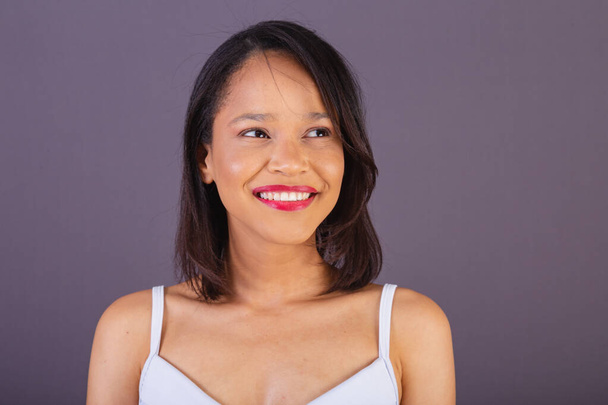 young adult woman from northeastern brazil. close-up photo smiling. - Foto, Imagem