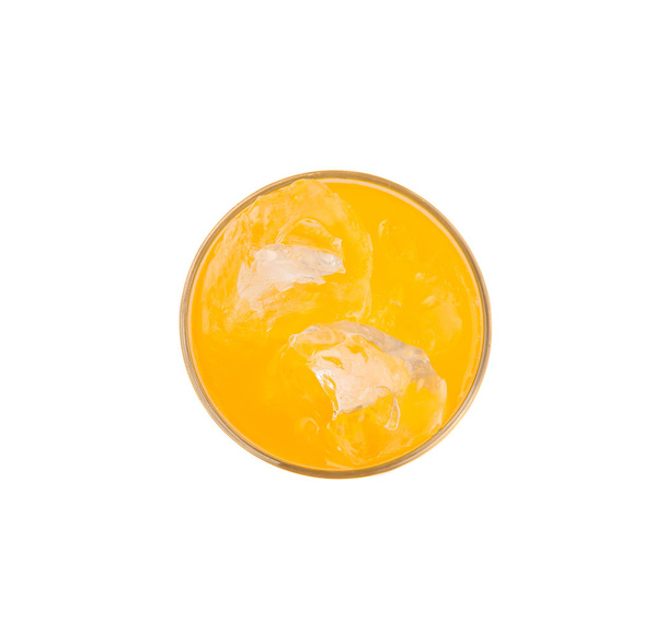 Un bicchiere di succo d'arancia su sfondo bianco
 - Foto, immagini