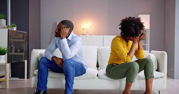 Sad Couple Family Problems And Divorce. Woman Ignoring Man - Foto, afbeelding