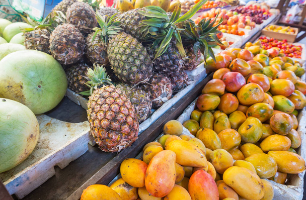 fruits market on the street - Foto, Bild