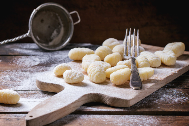 Uncooked potato gnocchi - Foto, Imagen