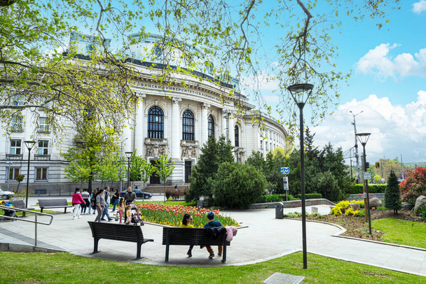 Sofia, Bulgaria. May 2023.  the exterior facade of the historic Sofia University building in the city center - Φωτογραφία, εικόνα