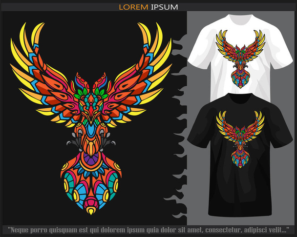 Värikäs Phoenix lintu Mandala taiteen eristetty musta ja valkoinen t paita. - Vektori, kuva