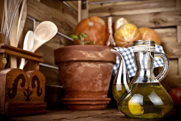 Оливкова олія, приправлена часником
 - Фото, зображення