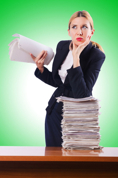 Woman businesswoman with  papers - Fotoğraf, Görsel