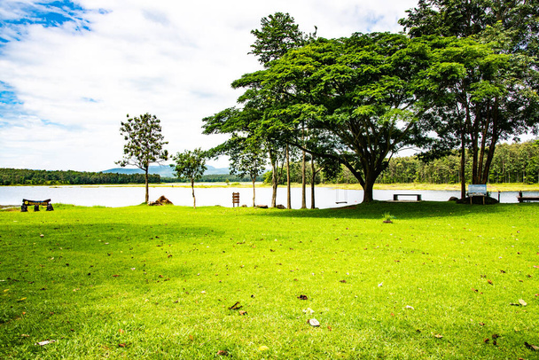 Landscape view of Mae Puem reservoir, Thailand. - Foto, Imagem