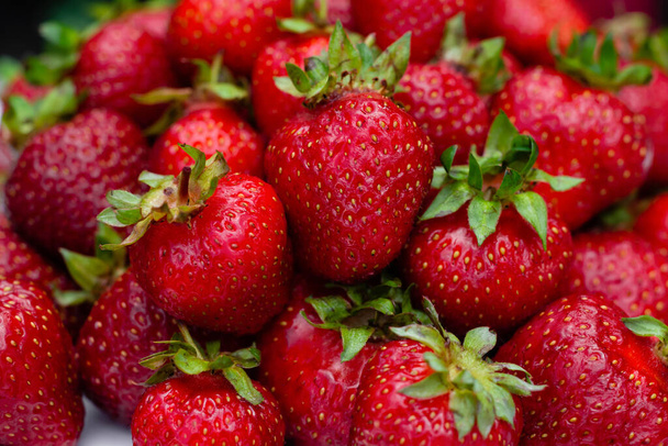 Red background of ripe strawberries. Close up, top view. - Φωτογραφία, εικόνα