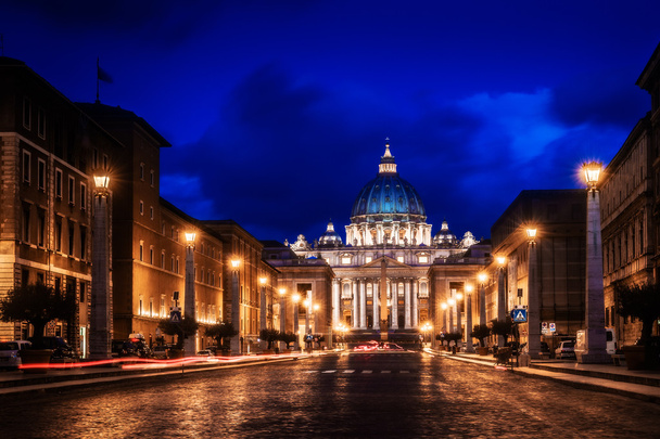 Ora blu in Vaticano
 - Foto, immagini