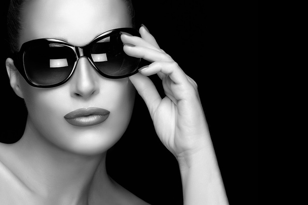 Fashion Model Woman in Black Oversized Sunglasses. Monochrome Po - Photo, Image
