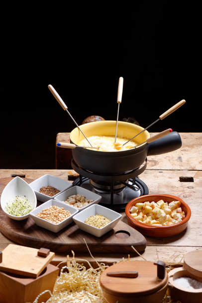 Cheese fondue with nuts - Фото, зображення