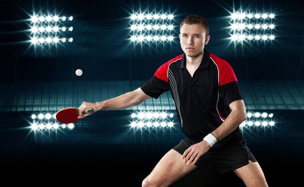 Table tennis player. Download a photo of a table tennis player for a tennis racket packaging design. Image for tennis ball box template. Ping pong. - Fotoğraf, Görsel