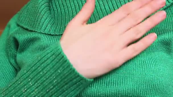 Treue - Hand auf Brust - Filmmaterial, Video