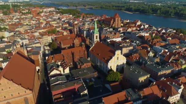 Chiesa Piazza della Città Vecchia Torun Kosciol Stary Rynek Vista aerea Polonia. Filmati 4k di alta qualità - Filmati, video