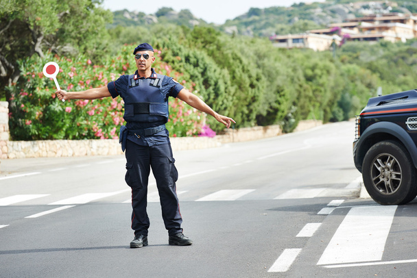 Italian policeman carabinier - Foto, Imagen