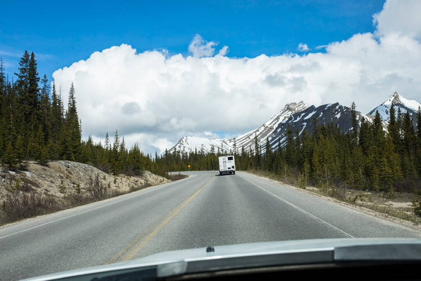 Paesaggio estivo nel Jasper National Park in Canada - Foto, immagini