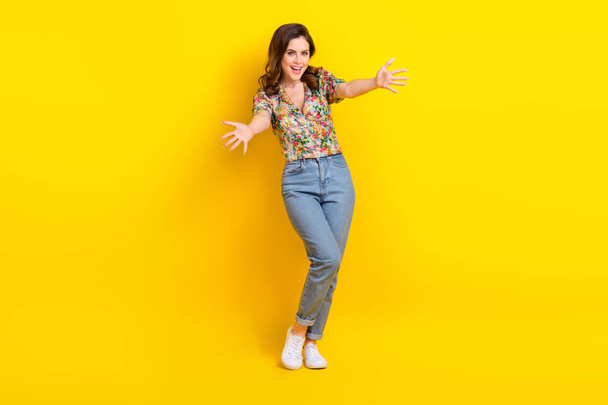 Full size body photo of youngster lady perfect model curly hair wear trendy glamour outfit embrace you isolated on yellow color background. - Foto, Imagem