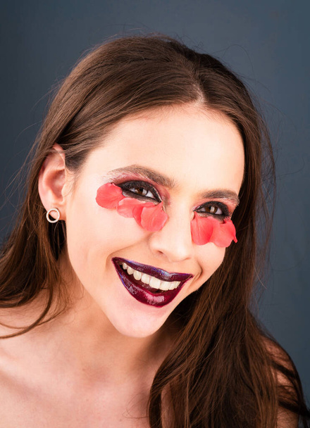 Closeup woman with eye patches. Mask under eyes. Beautiful female with cosmetics collagen patches. Fresh facial skin. Portrait of beauty woman - Valokuva, kuva
