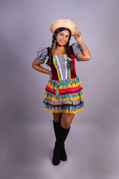 Brazilian woman, clothes from festa junina, arraial, festa de so joo. - Foto, afbeelding