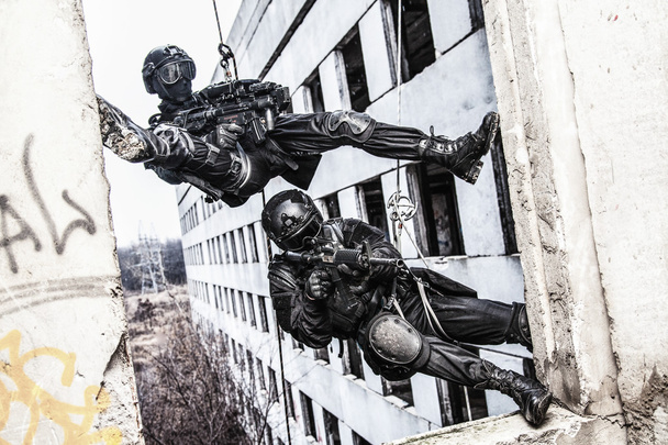 tactical rappeling - Photo, Image