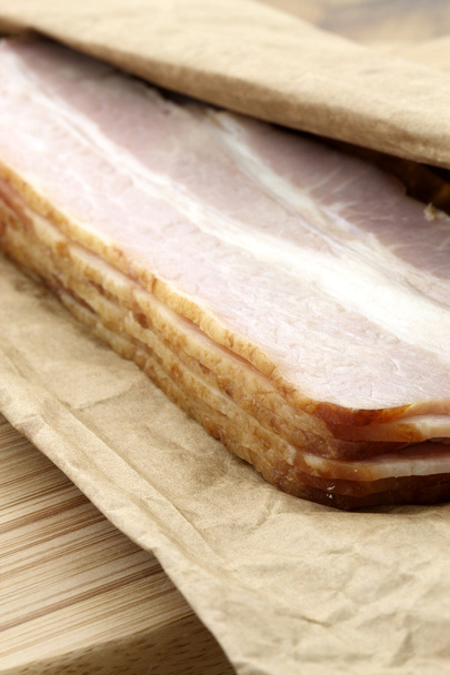 kurutulmuş lezzetli domuz pastırması - Fotoğraf, Görsel