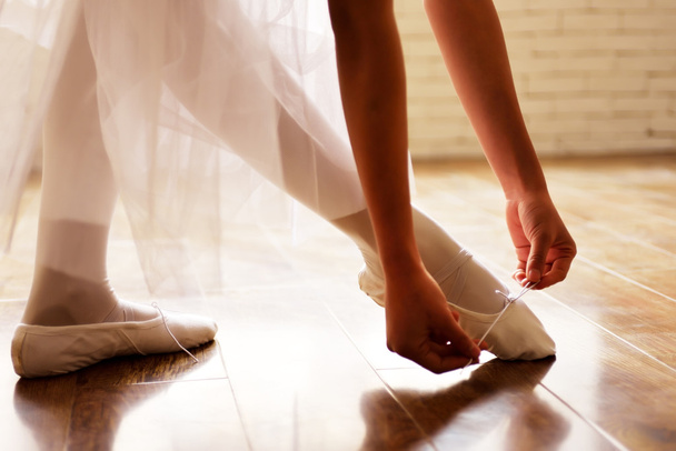 Featured dance shoes and hands - Foto, imagen