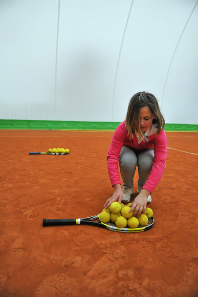 トレーニング テニスの女の子 - 写真・画像