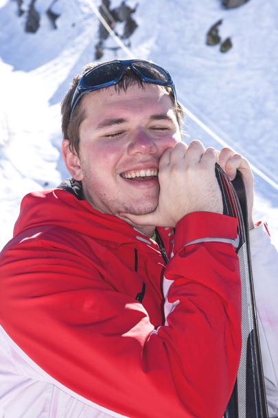Nuori mies hiihto
 - Valokuva, kuva